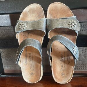 Josef Seibel Tonga 4 Sandals Size 39 Silver